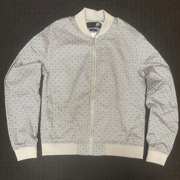 jf j.ferrar Other - JF J. Ferrar Geometric Diamond Zip-Front Bomber Jacket - White & Black